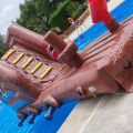 Alquiler-de-castillos-hinchables-Acuáticos-Madrid-modelo-pasarela pirata-para-piscinas